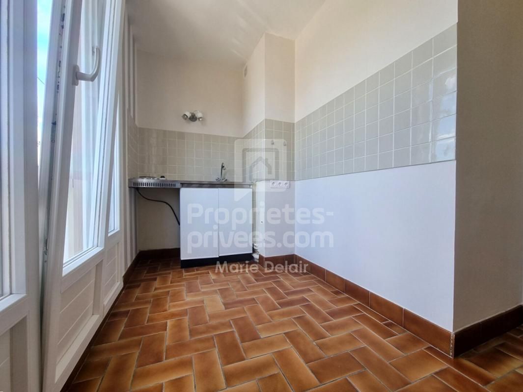 COSNE-COURS-SUR-LOIRE Appartement Cosne Cours Sur Loire 1 pièce(s) 34.39 m2 2