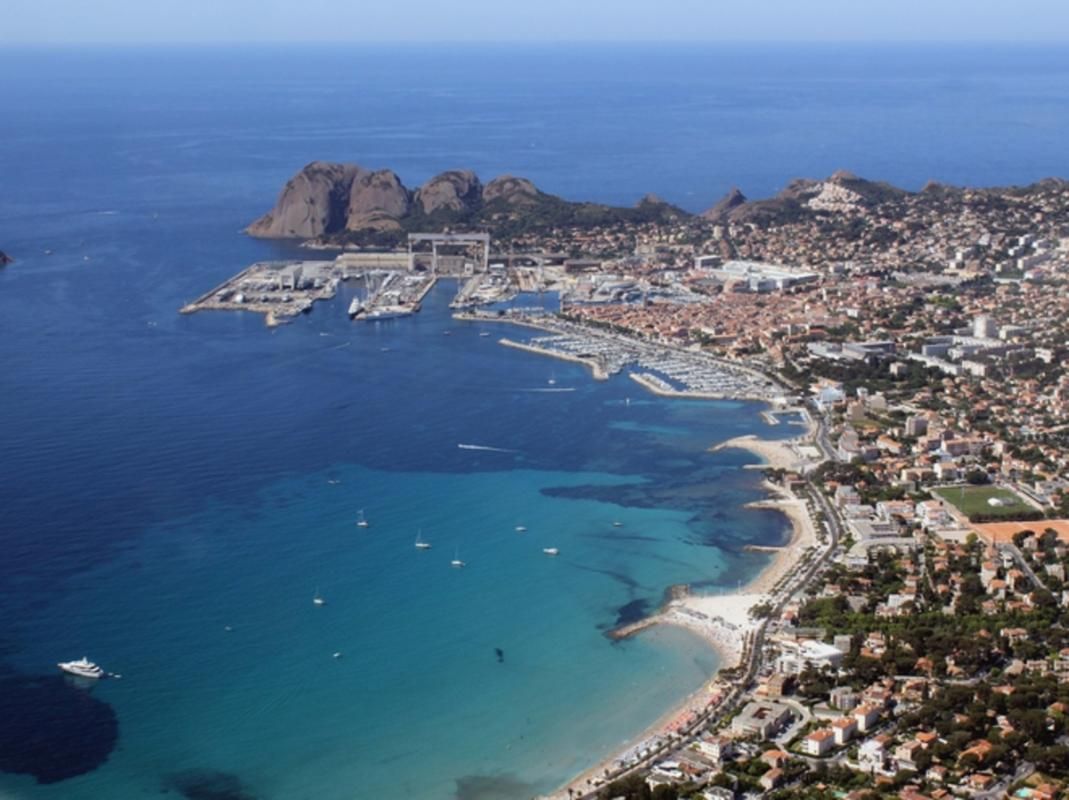 LA CIOTAT T4 aperçu mer dernier étage LA CIOTAT - 700 000 3