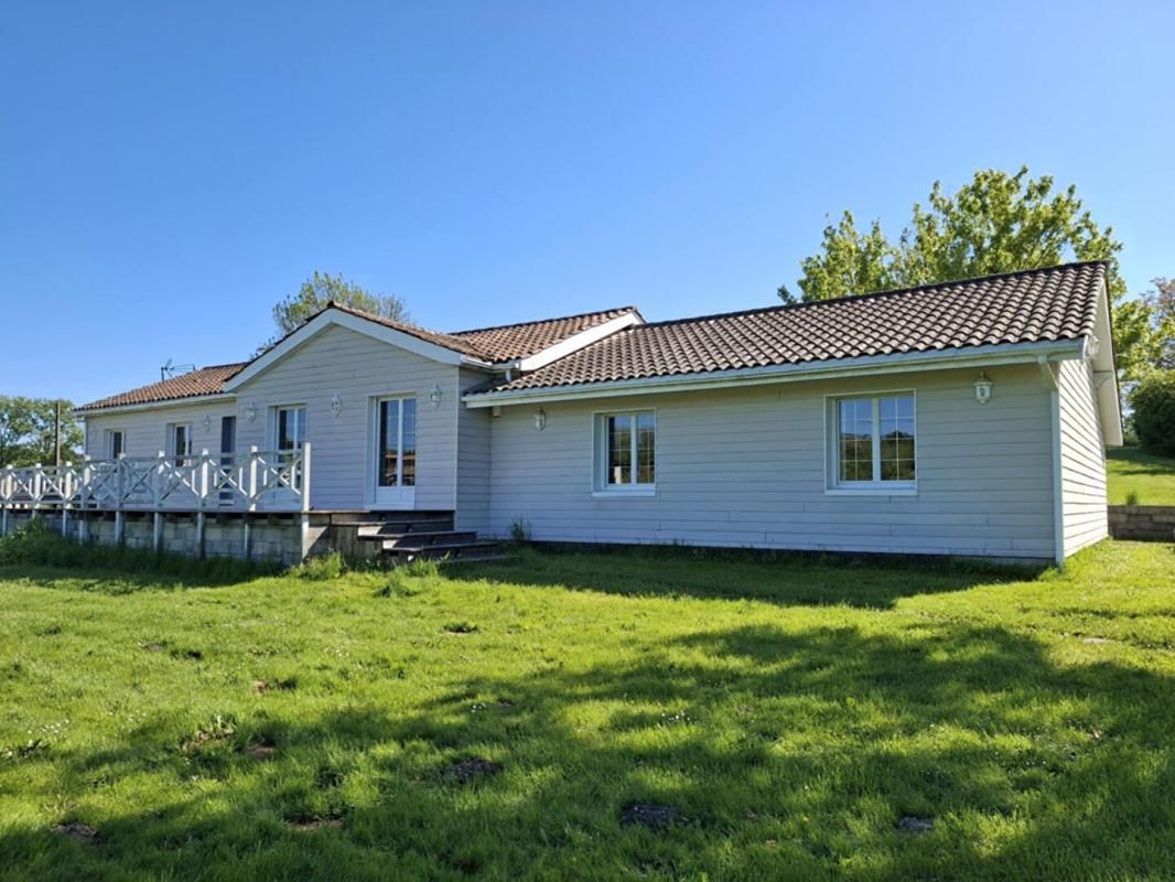 MARANSIN Maison familiale de 236 m² - 6 chambres + potentiel logement indépendant - garage 1