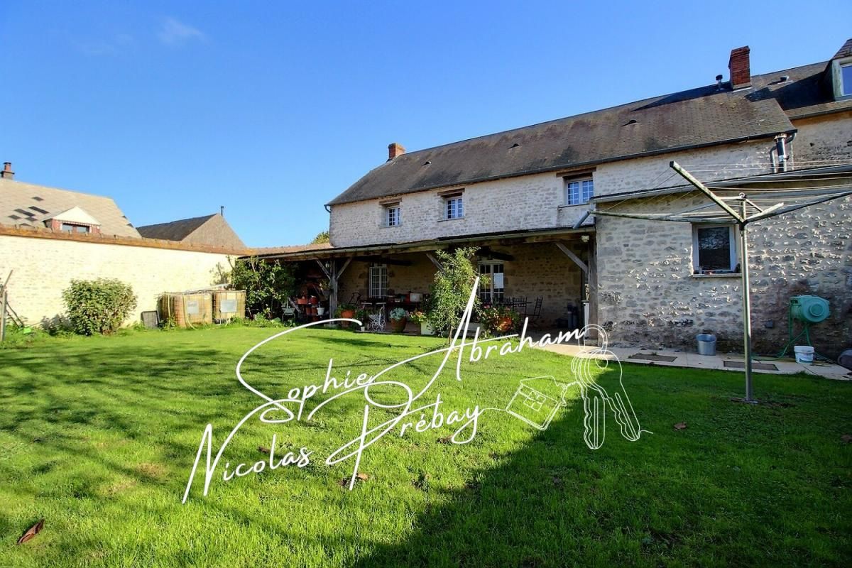ANGERVILLE Coup de coeur ! Maison en pierres de 7 pièces, 5 chambres avec jardin et dépendance 1