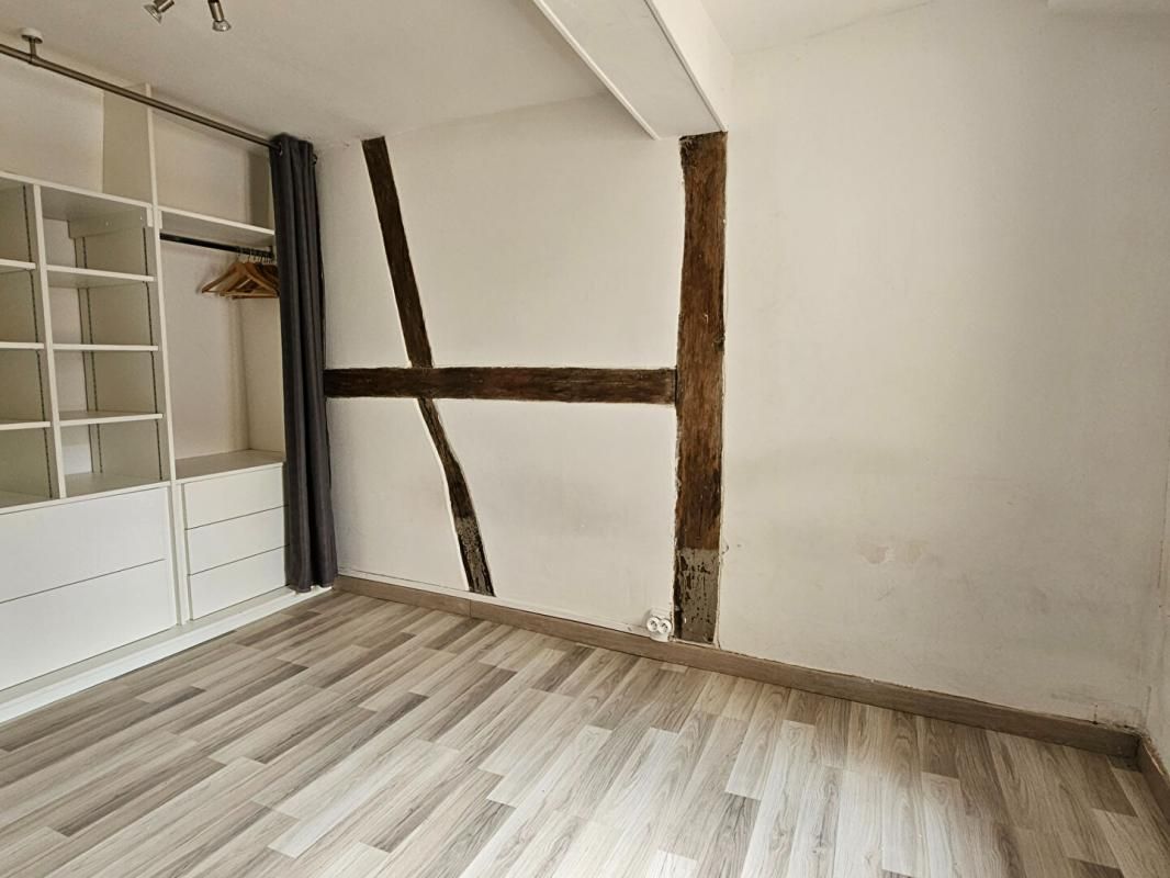 JANVILLE Appartement 2 pièce, 1 chambre en centre ville 3