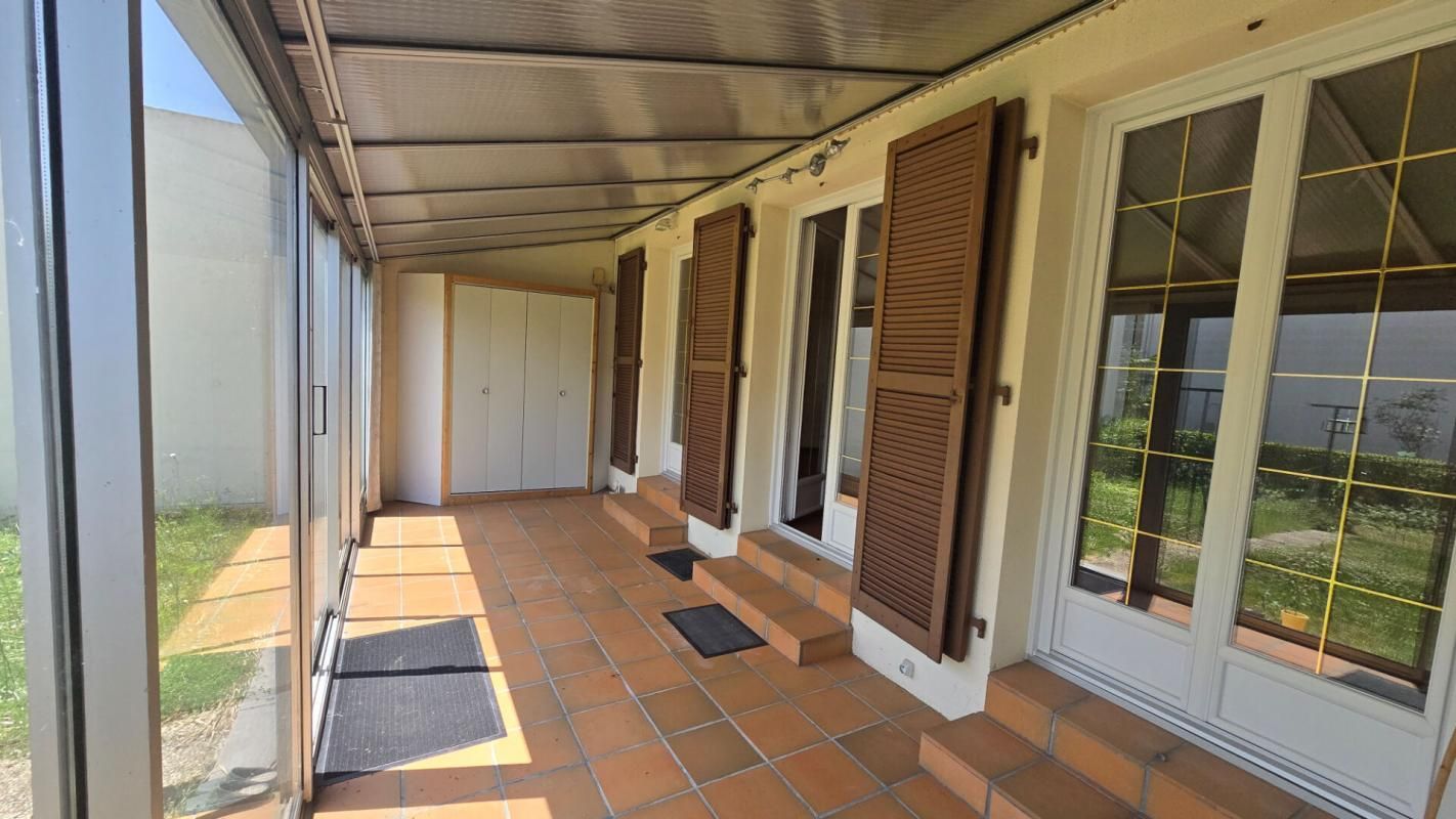 BUXEROLLES Maison Buxerolles 4 pièce(s) 110 m2 environ 4