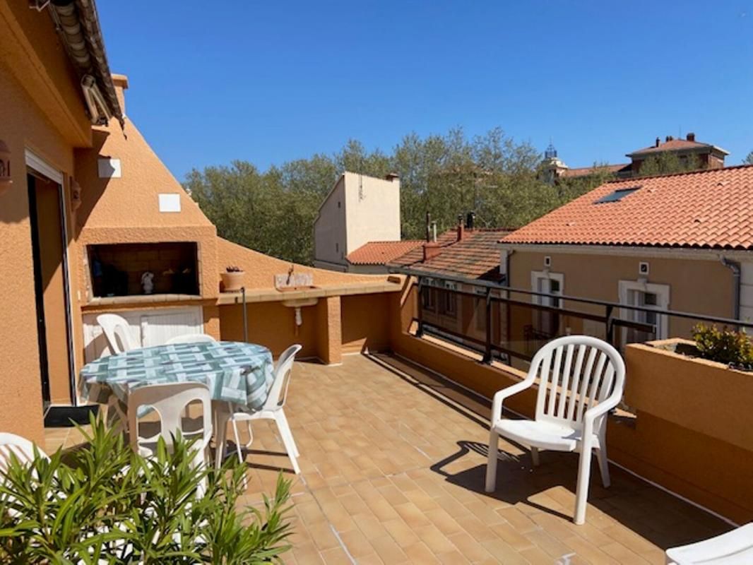 BEAU DUPLEX DE 145M² AVEC ASCENSEUR PRIVATIF TERRASSES CAVE ET GARAGE SECTEUR QUAI NOBEL PERPIGNAN
