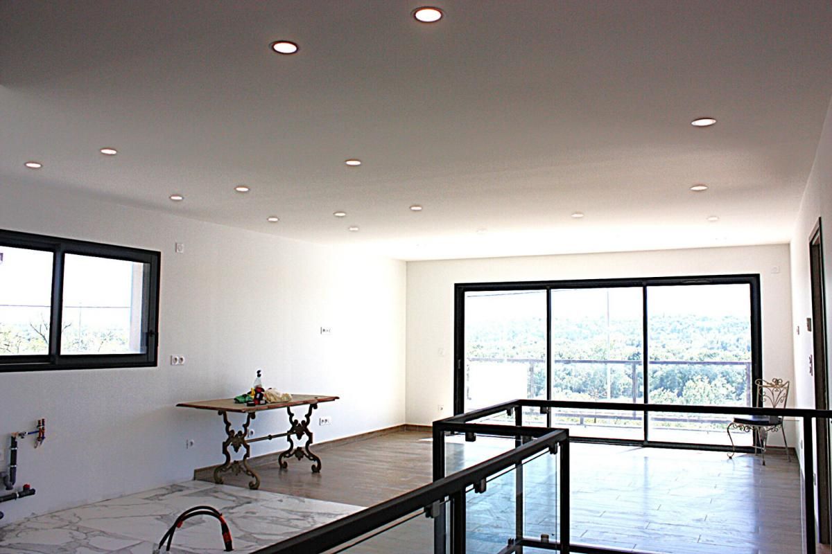 VERNAISON APPARTEMENT TERRASSE et jardin Vernaison 5 pièce(s) 115 m2 3