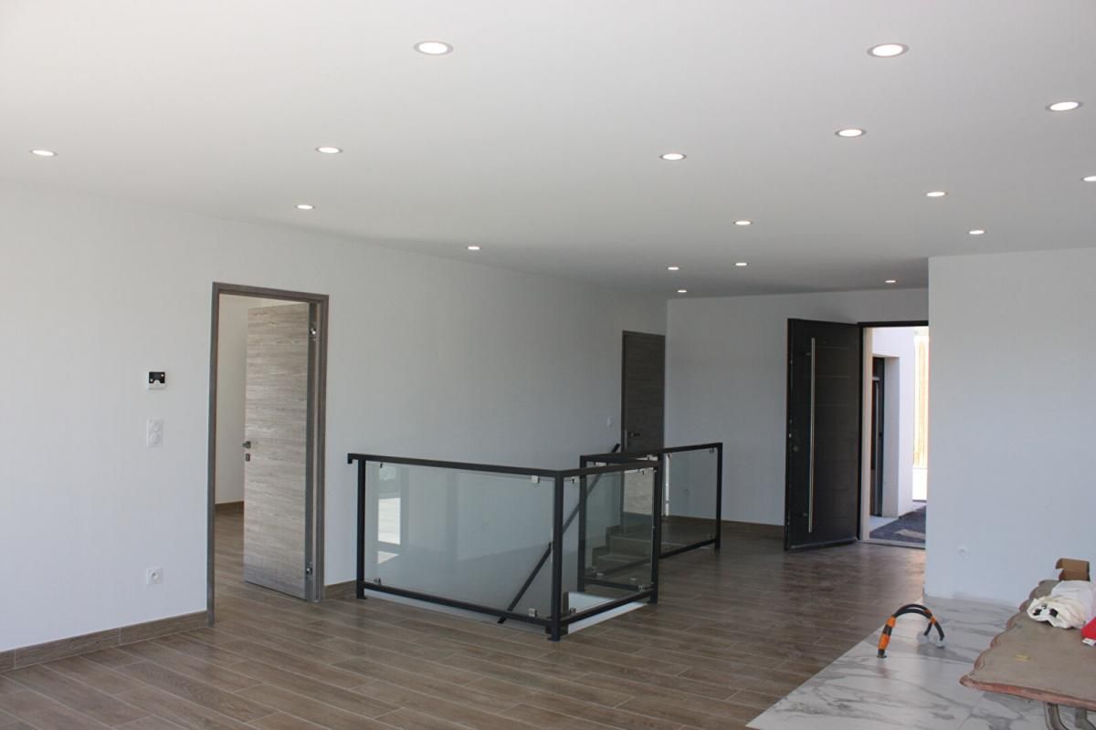 VERNAISON APPARTEMENT TERRASSE et jardin Vernaison 5 pièce(s) 115 m2 4