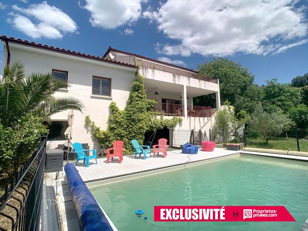 MOULES-ET-BAUCELS Maison Moules Et Baucels 206 m2 2