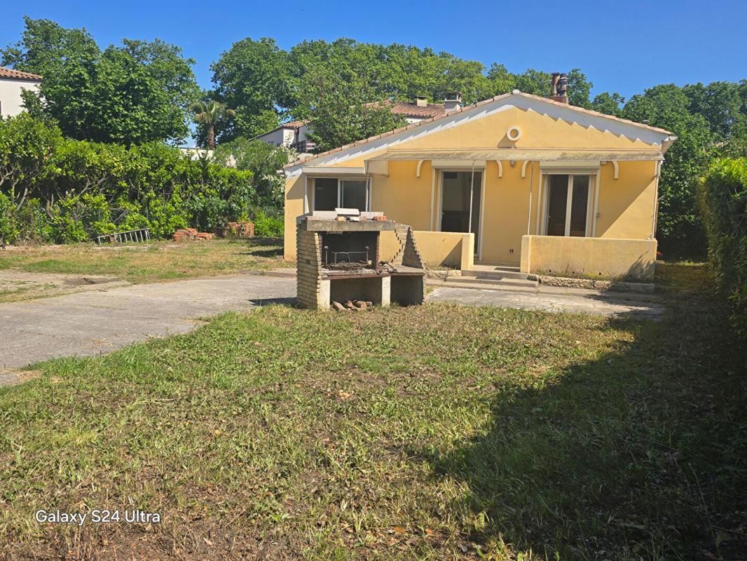 A vendre Maison 4 Pièces sur un terrain de 624m² avec possibilité de construire & division parcellaire
