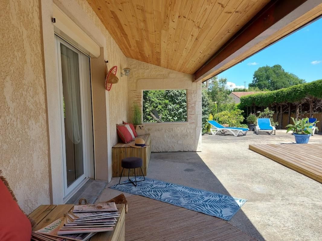 AGEN AGEN NORD: Maison plain pied 5 pièce(s) 145 m², Jardin, Piscine, Garage 2