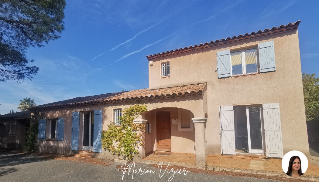 LE MUY Maison Le Muy 7 pièce(s) 137 m2 1