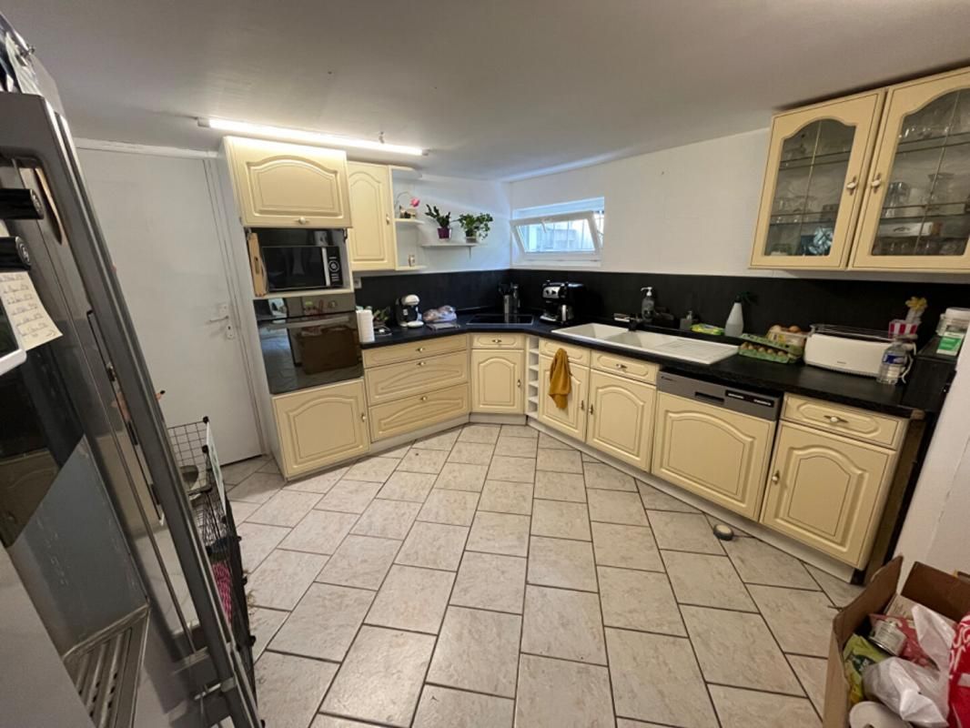 TROUY Maison familiale avec piscine 6 pièces 156 m2 3