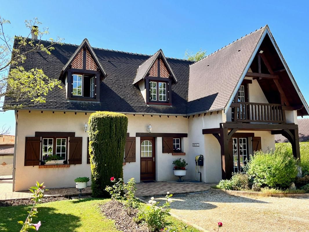Propriété de charme aux portes de Bourges 5 pièces 175 m2