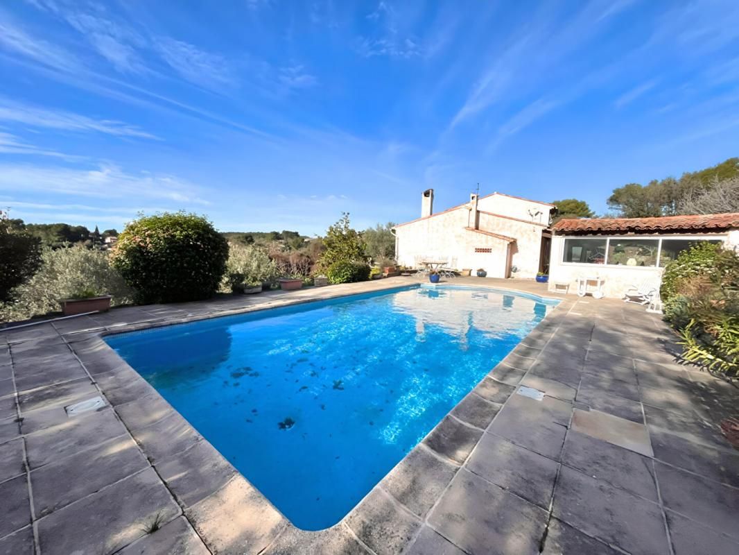 FLAYOSC Maison Flayosc 4 pièces 130 m2 1