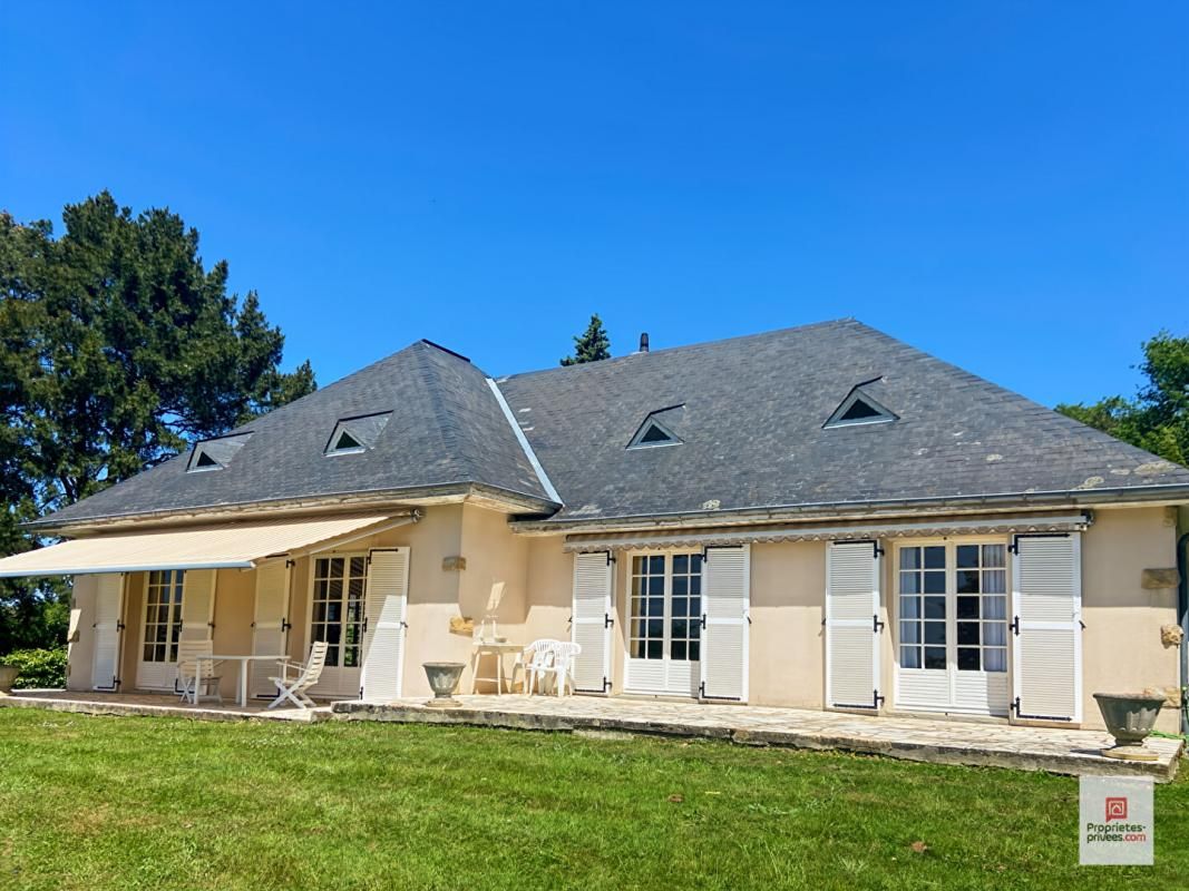 SOUVIGNE-SUR-SARTHE Maison Souvigne Sur Sarthe 7 pièce(s) 152.7 m2 2