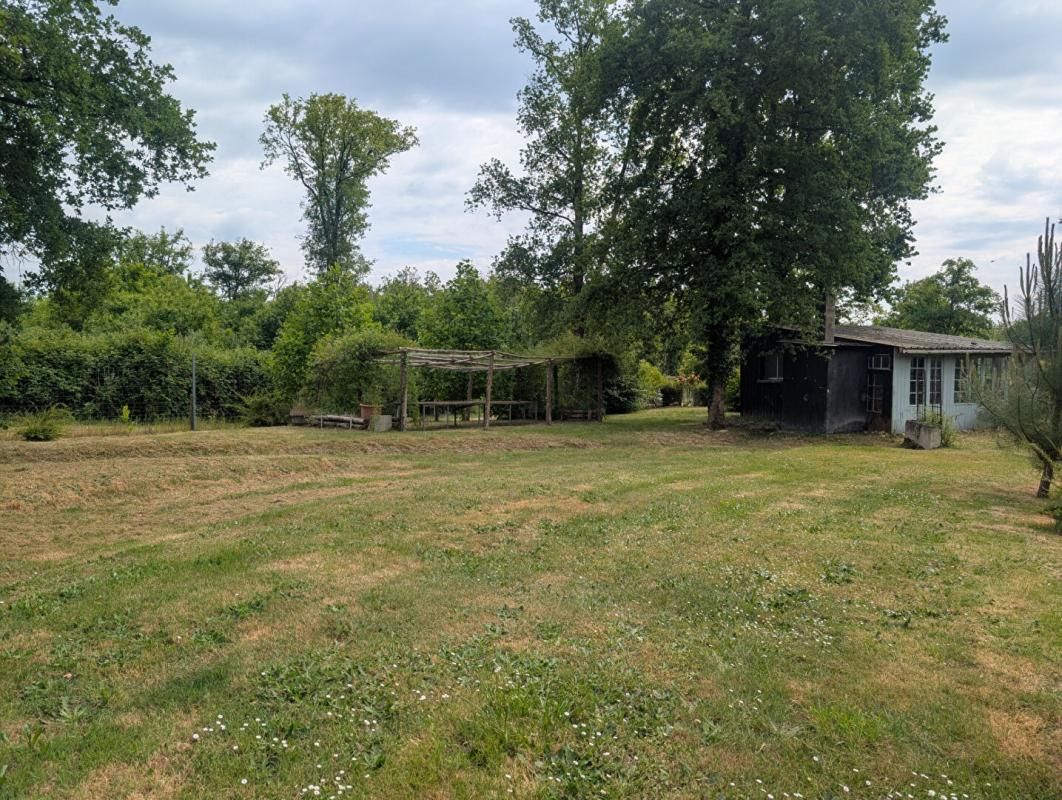BENAIS A vendre - Terrain de loisirs 5 hectares - 37140 Benais 4