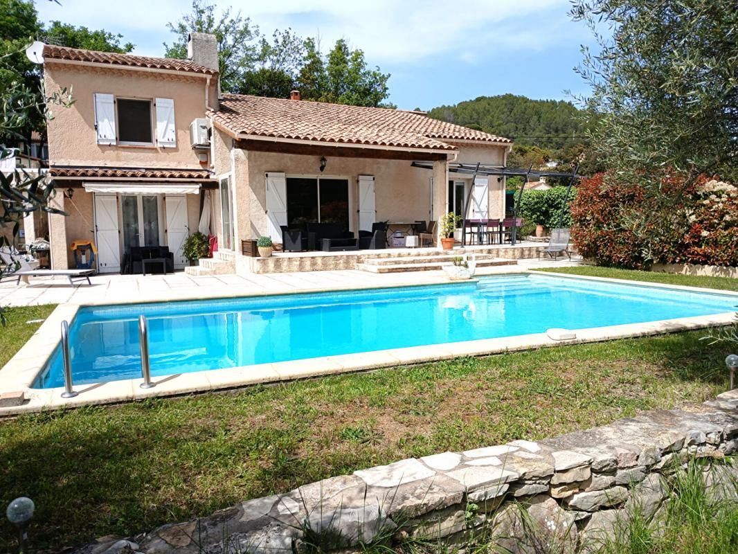 CABASSE Villa T6 de 128m² sur 1118m² de terrain avec piscine et garage - Cabasse 3