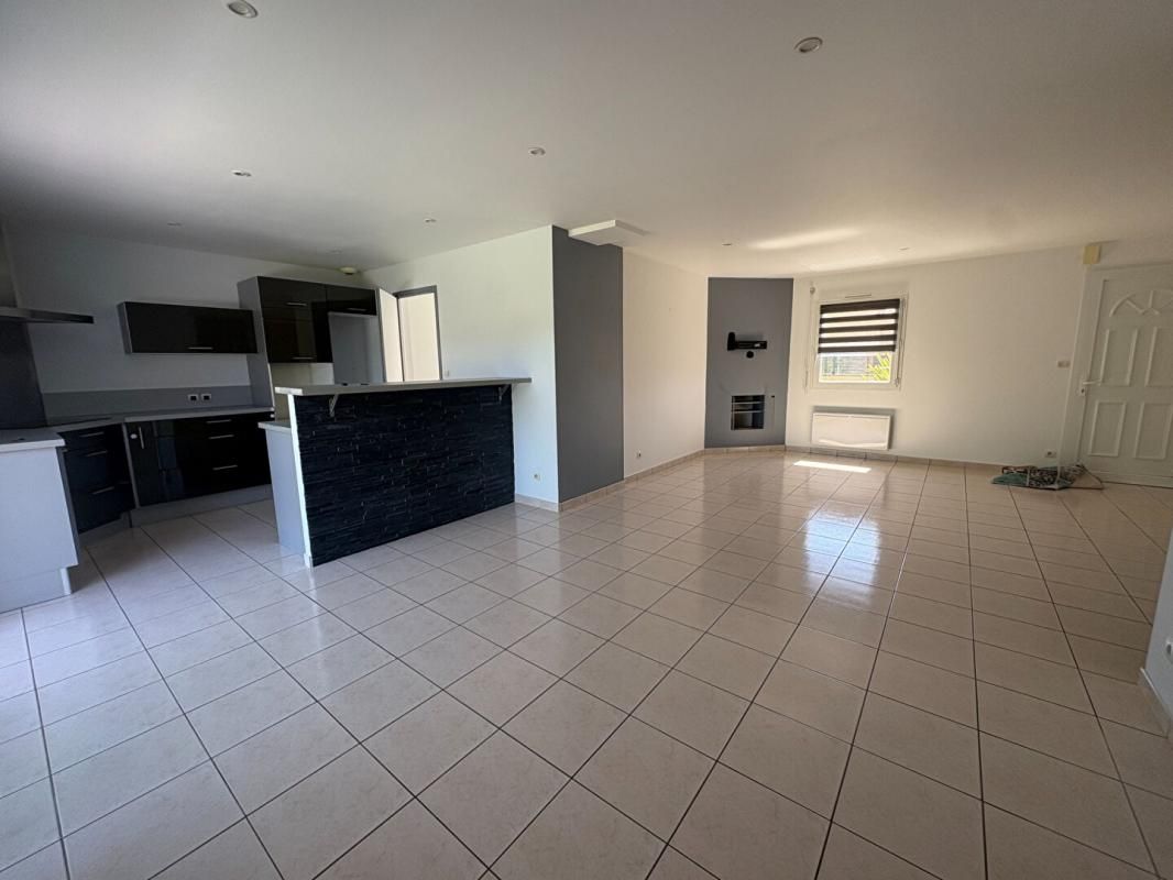 GETIGNE Maison de plain-pied 4 chambres avec grand jardin - Gétigné 3