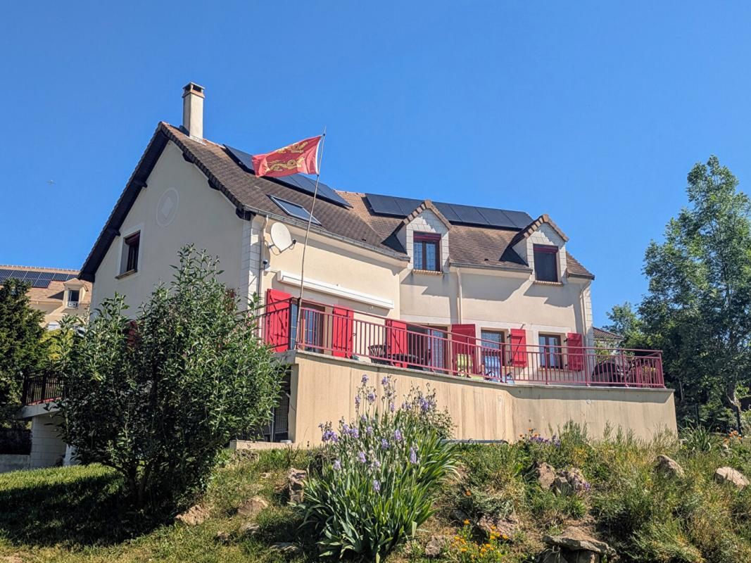OINVILLE-SUR-MONTCIENT EXCLUSIVITE PROPRIETES-PRIVEES - Maison à vendre sur Oinville-sur-Montcient 1