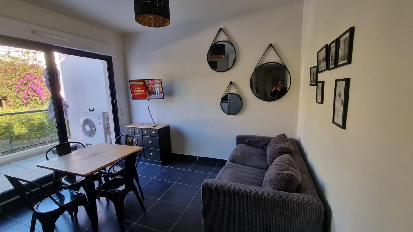 BANDOL Appartement T2, TERRASSE, GARAGE, PISCINE 2