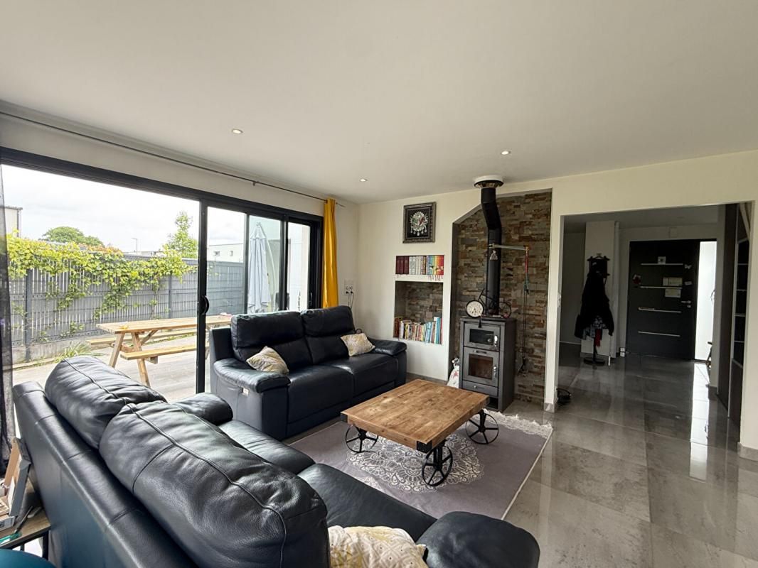 VANNES Maison contemporaine en parfait état de 143M², 5 pièces, 4 chambres. VANNES Kerbiquette 1