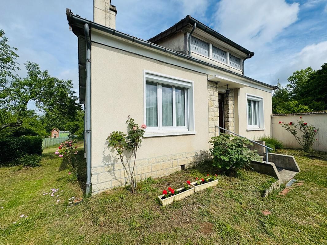 Maison pleine de potentiel dans un secteur calme de Cosne Sur Loire