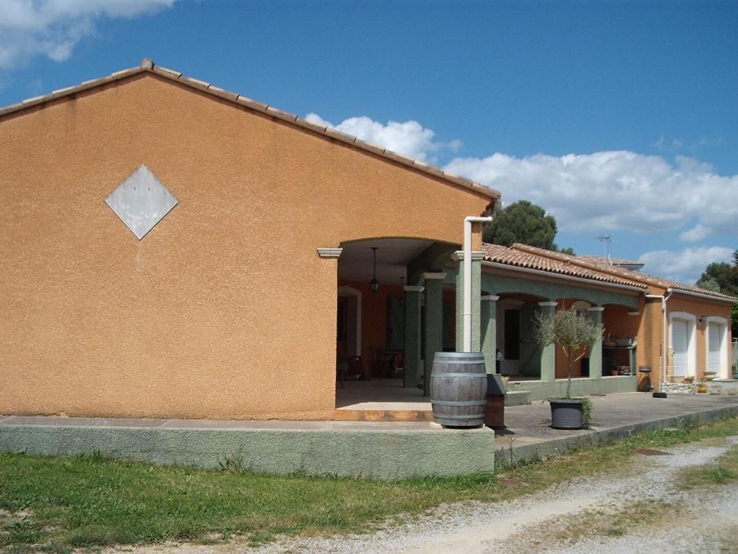 CONQUES-SUR-ORBIEL Villa F7 de 175m² terrain 1200m² 2