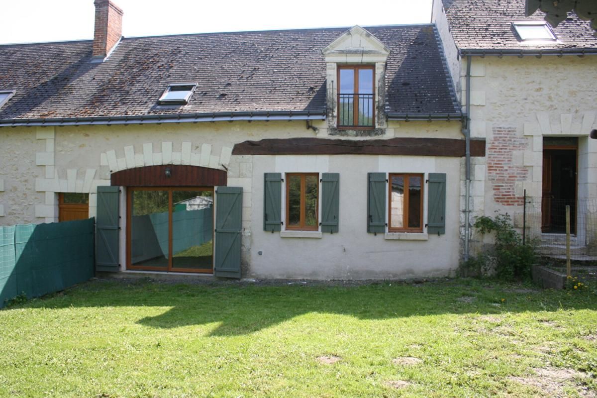 LOCHE-SUR-INDROIS Maison Loche Sur Indrois 4 pièce(s) 105 m2 2