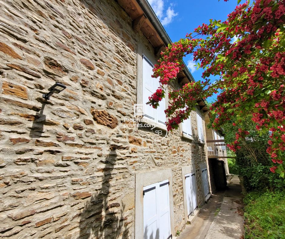 VILLEFORT Villefort | 1 maison principale + 7 gîtes | Vue montagne | Parc National des Cévennes 3