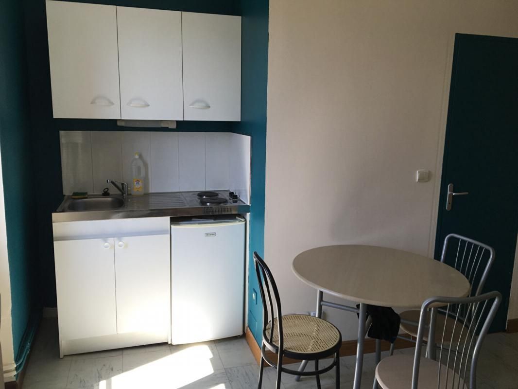 ANIANE Immeuble 250 m² 2