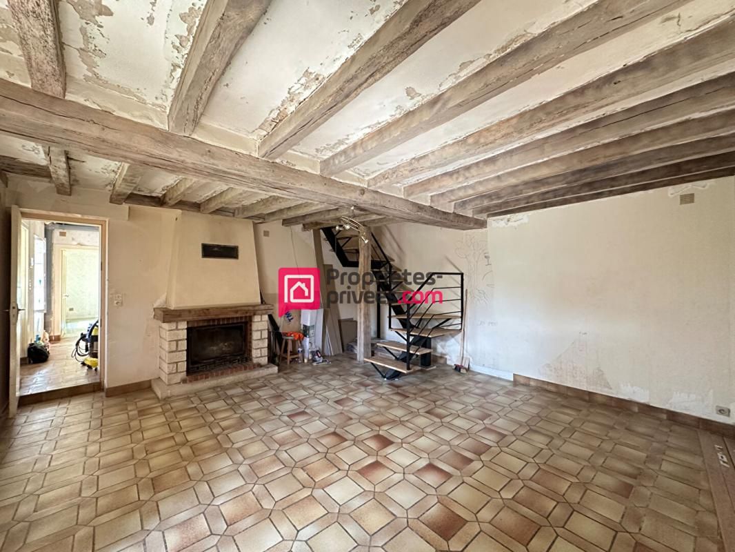 LOUDUN Maison Ancienne Entre Loudun et Richelieu 4 pièce(s) 120 m2, Terrain 5900m2 4