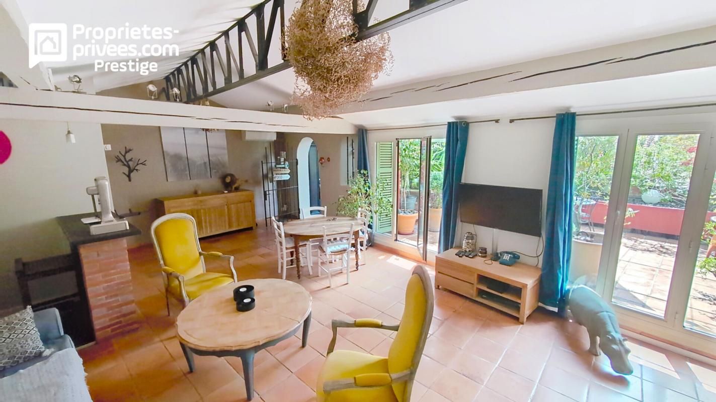 THUIR Appartement atypique avec terrasse de 27M² - Surface pondérée 136M² - centre THUIR ( 66 300 - Occitanie) 2