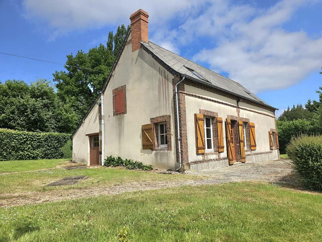 LA FERRIERE-AU-DOYEN 61380 La Ferrière Au Doyen, maison de campagne 106 m² 3 chambres, terrain 3.036 m² 3