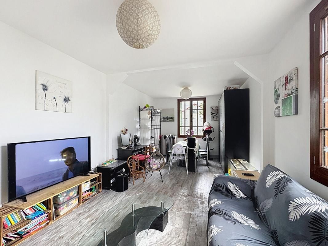 SAVIGNY-SUR-ORGE EXCLUSIVITÉ MAISON FAMILIALE AVEC APPARTEMENT INDÉPENDANT & JARDIN ! 3