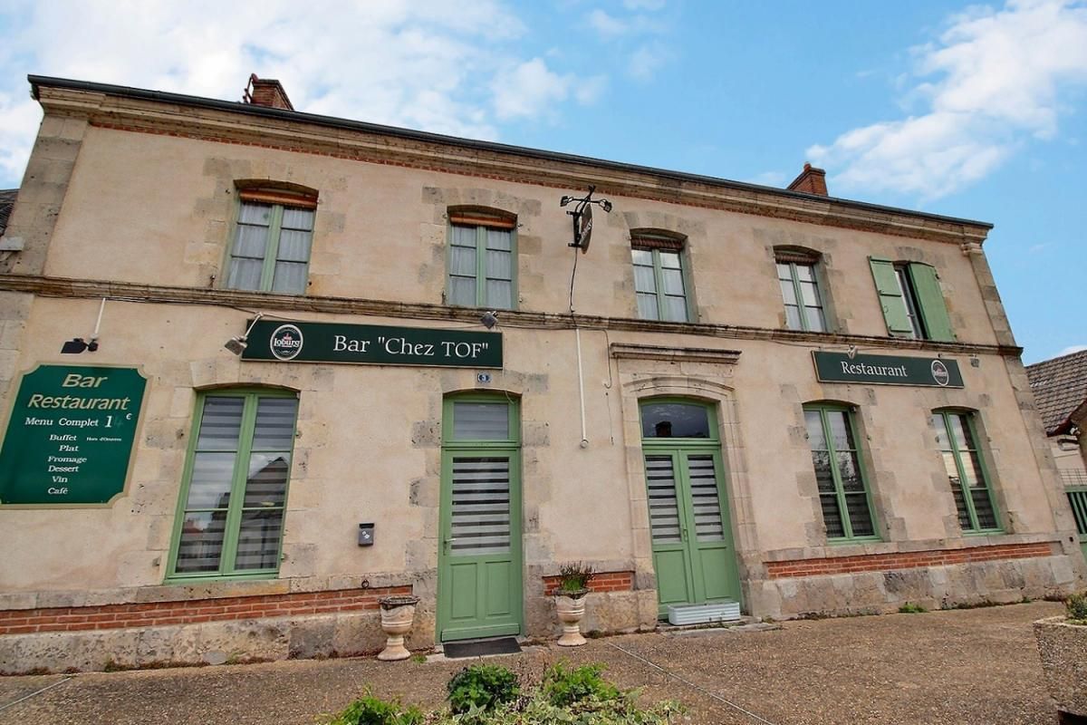 Maison avec beaucoup de cachet dans le centre de Germigny Des Prés