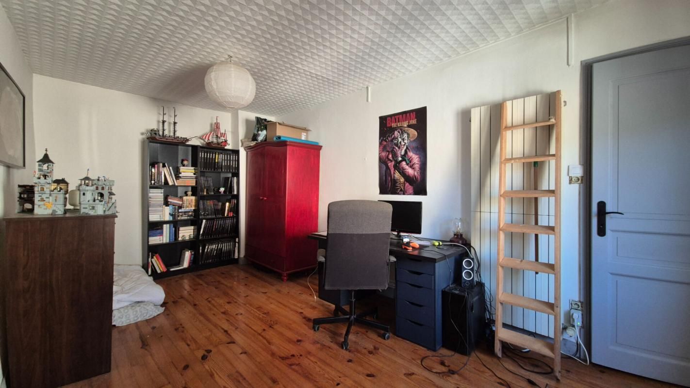 COUDES Charmante Maison de Bourg - 87m² 4