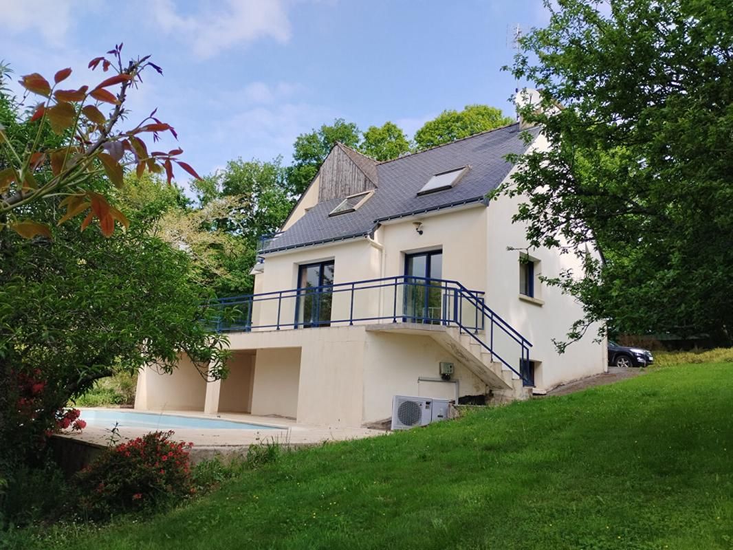 GOURIN Maison 6 pièce(s) 1