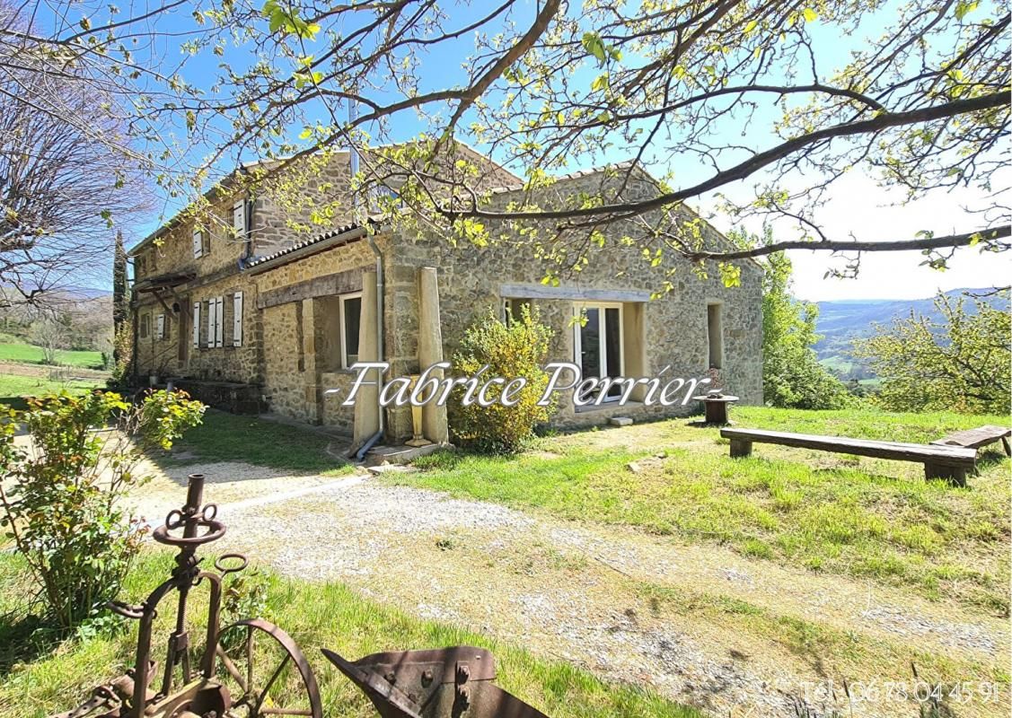 BOURDEAUX Maison en pierre 200 m2 habitables avec 1hectare 800 de terrain 1