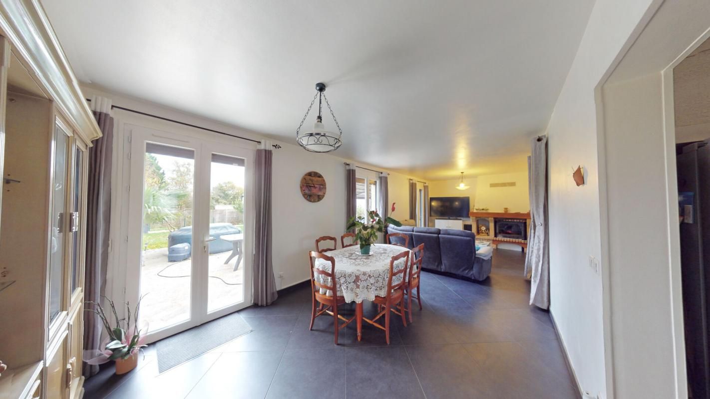 ROZAY-EN-BRIE Maison Familiale 6 pièce(s) 123 m2 avec S/S 339000 3