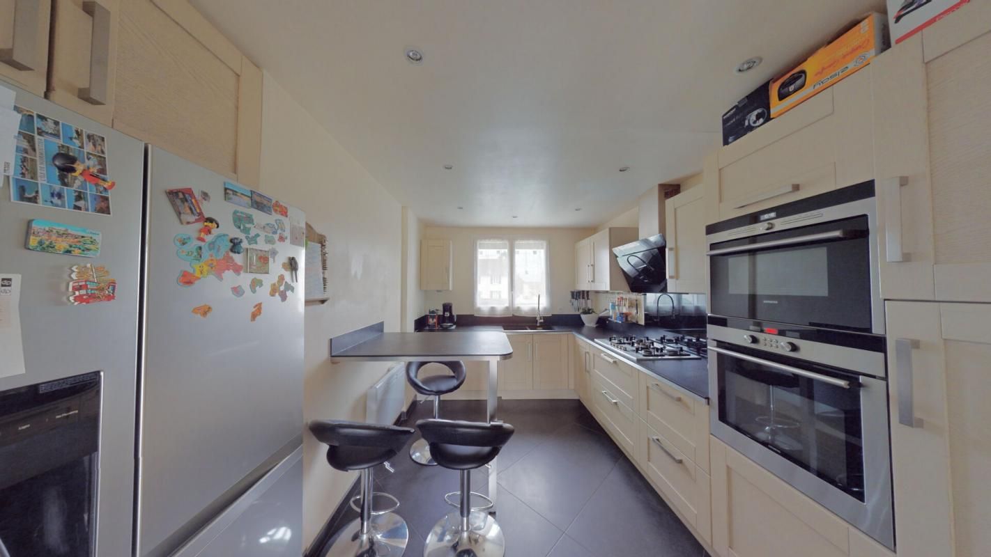 ROZAY-EN-BRIE Maison Familiale 6 pièce(s) 123 m2 avec S/S 339000 4