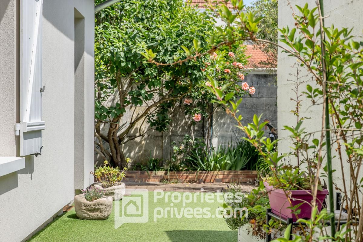 ANTONY Maison confortable avec petit jardin 1