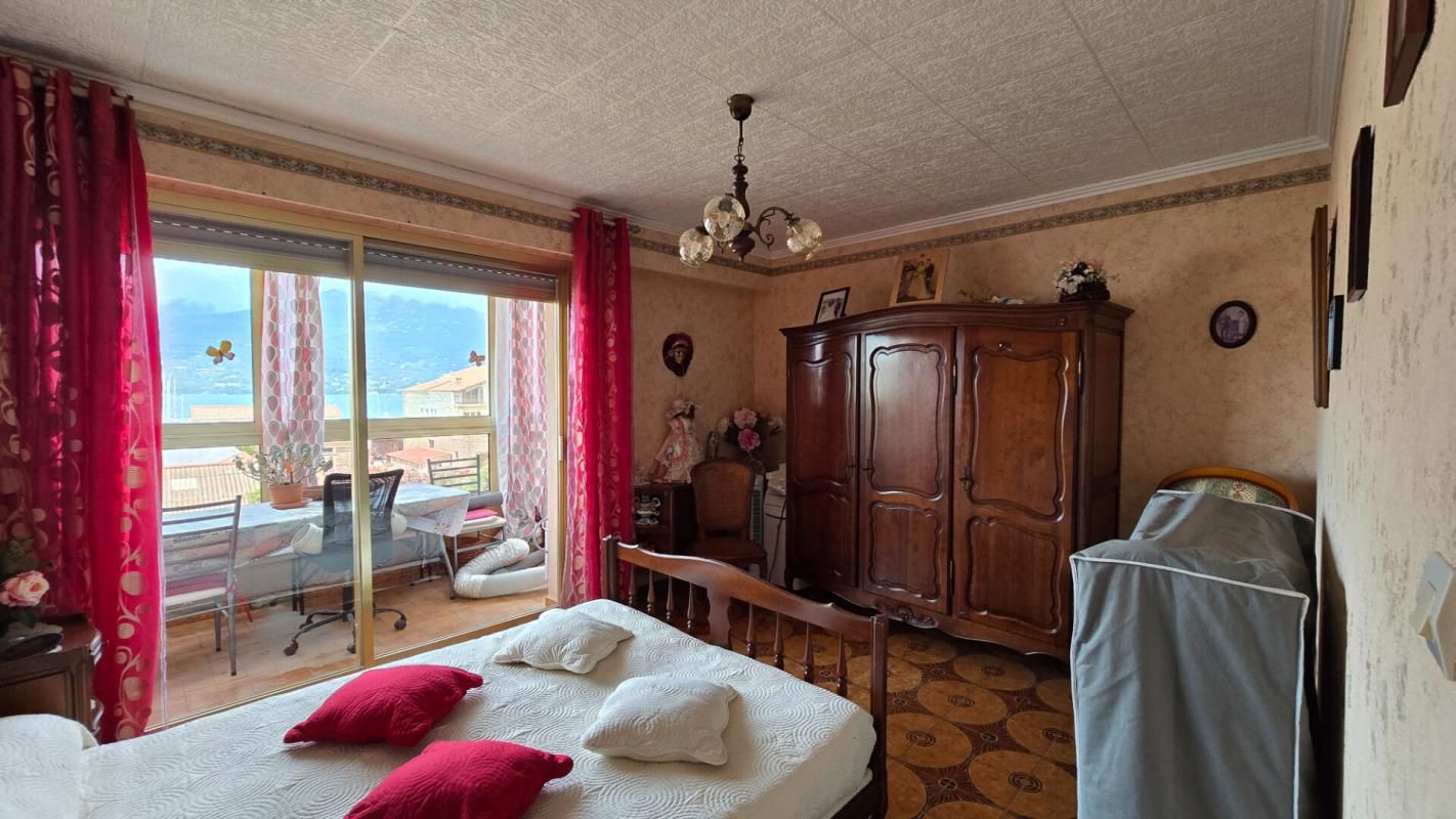 PROPRIANO Propriano hypercentre grand appartement 2 pièces 73.60 m2 loggia et balcon vue mer 2
