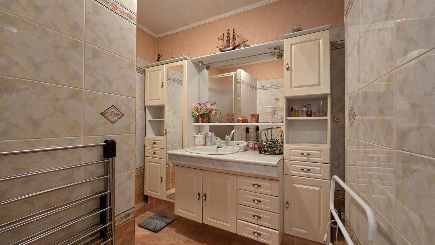 PROPRIANO Propriano hypercentre grand appartement 2 pièces 73.60 m2 loggia et balcon vue mer 4