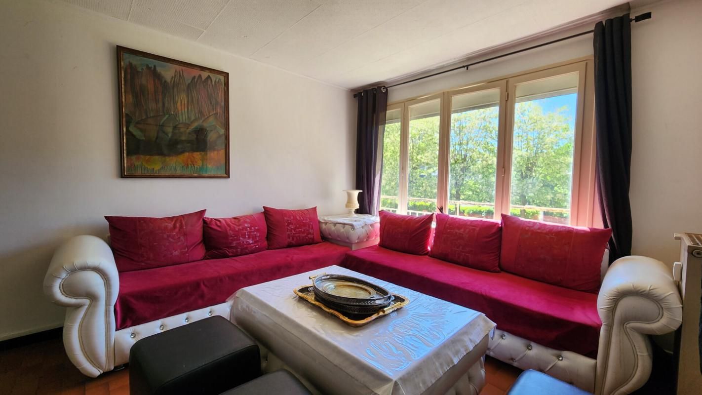 CHENOVE CHENOVE - Appartement 5 pièce(s) 90.70 m2 2