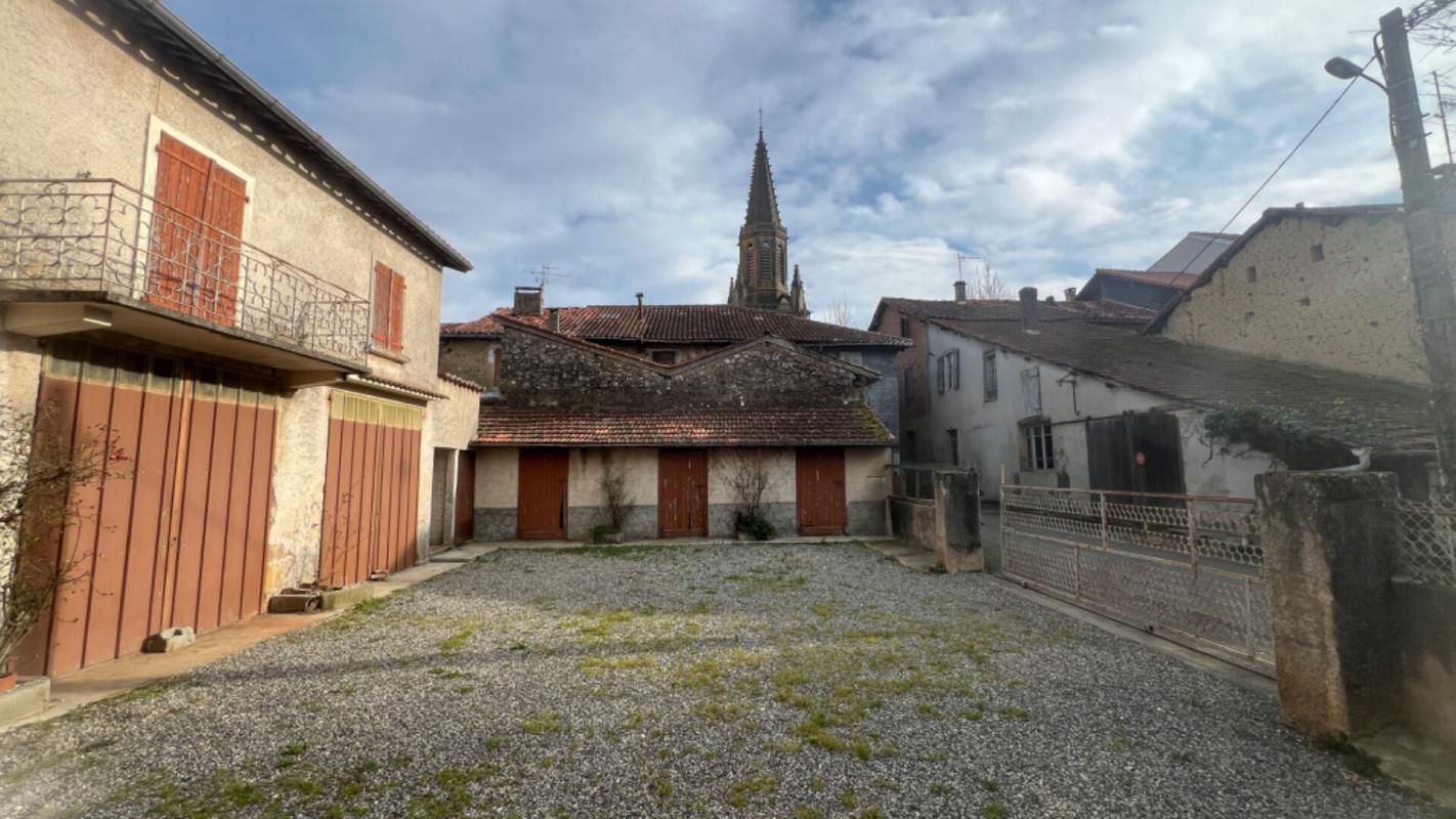 BOULOGNE-SUR-GESSE Maison familiale ou investissement 12 pièces 317 m2 à rénover 3