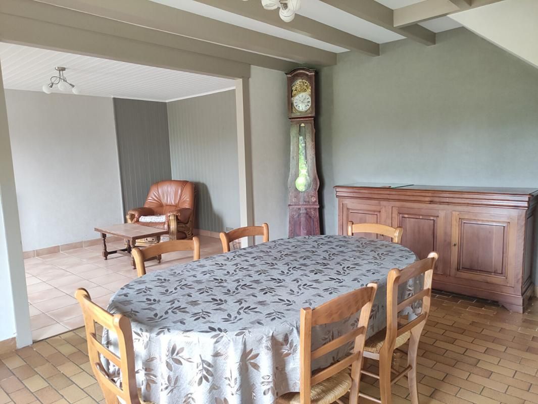 LES CHATELLIERS-CHATEAUMUR A VENDRE LES CHATELLIERS CHATEAUMUR / Maison de 115 m², 3 chambres 4