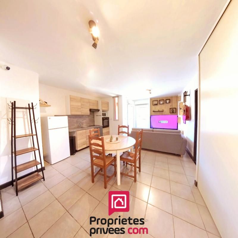BELLEVILLE Appartement  2 pièce(s) 42 m2 1
