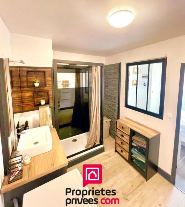BELLEVILLE Appartement  2 pièce(s) 42 m2 3