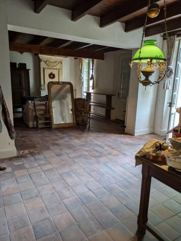 CERCOUX Maison de famille 6 pièce(s) 140 m2 avec jardin et grange, Cercoux 17270 3