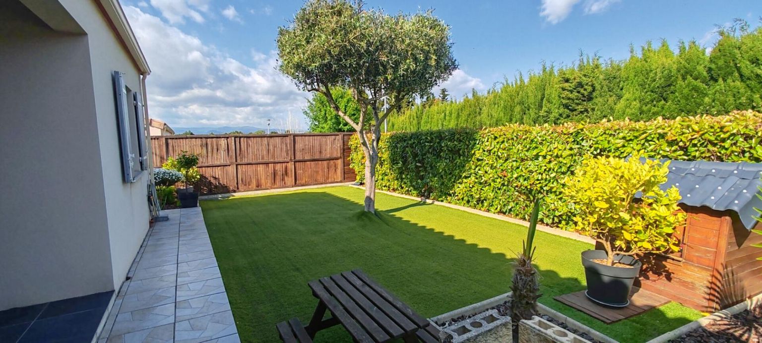 FONTIES-D'AUDE Pavillon plain-pied avec 3 chambres, garage et jardin 2