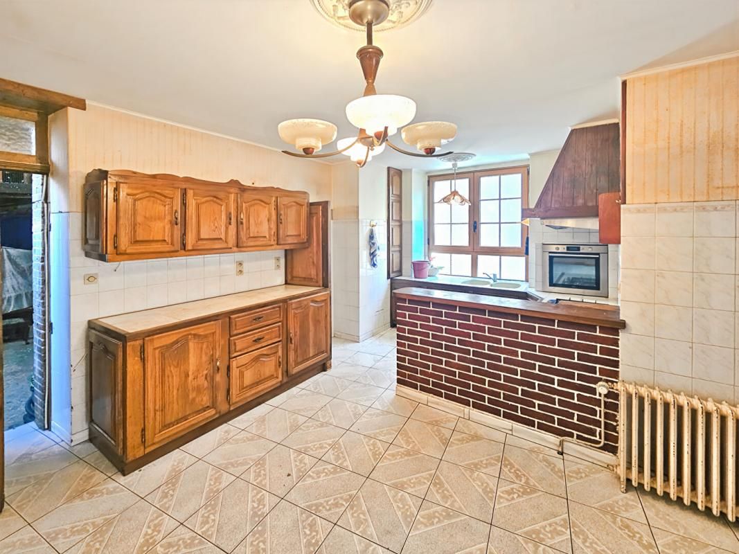 LONGNY-AU-PERCHE 61290 LONGNY-LES-VILLAGES, maison de ville 119 m² 4 chambres 4