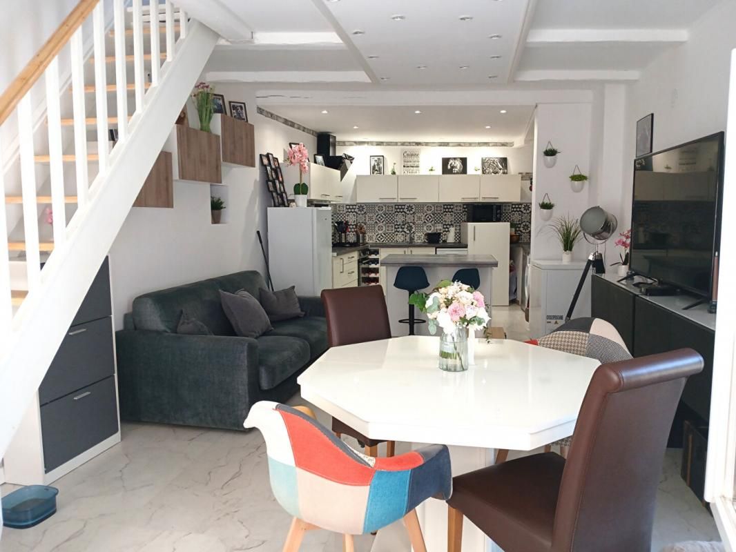 ROCBARON Maison de village T3 de 63 m2 sur 2 niveaux - Rocbaron 2
